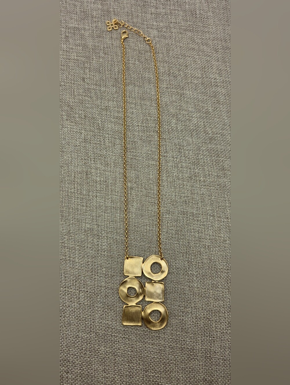 Gold Geometric Link Pendant Necklace